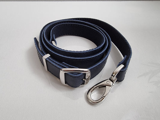 Navy blue belts (buckle)
