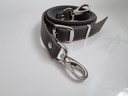 Black bet (buckle)