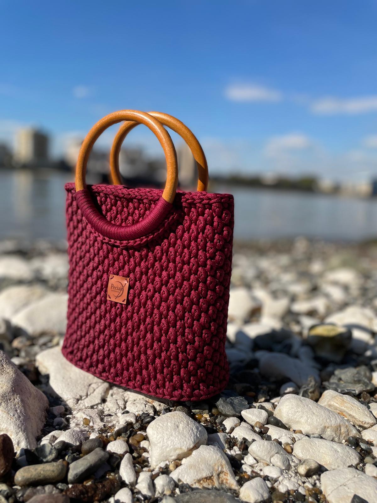 Pineapple Stitch basket